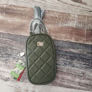 Badgley Mishcka phone holder